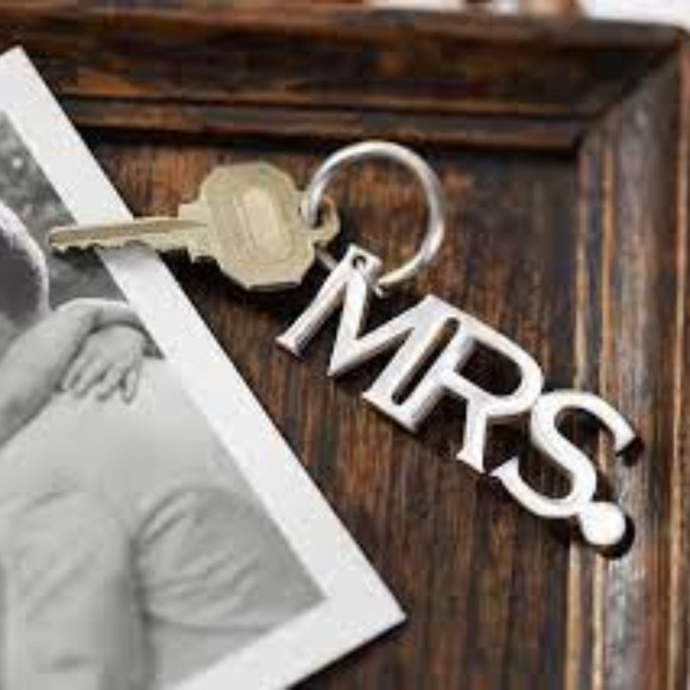 Pottery Barn Silver MRS wedding key chain, NWT